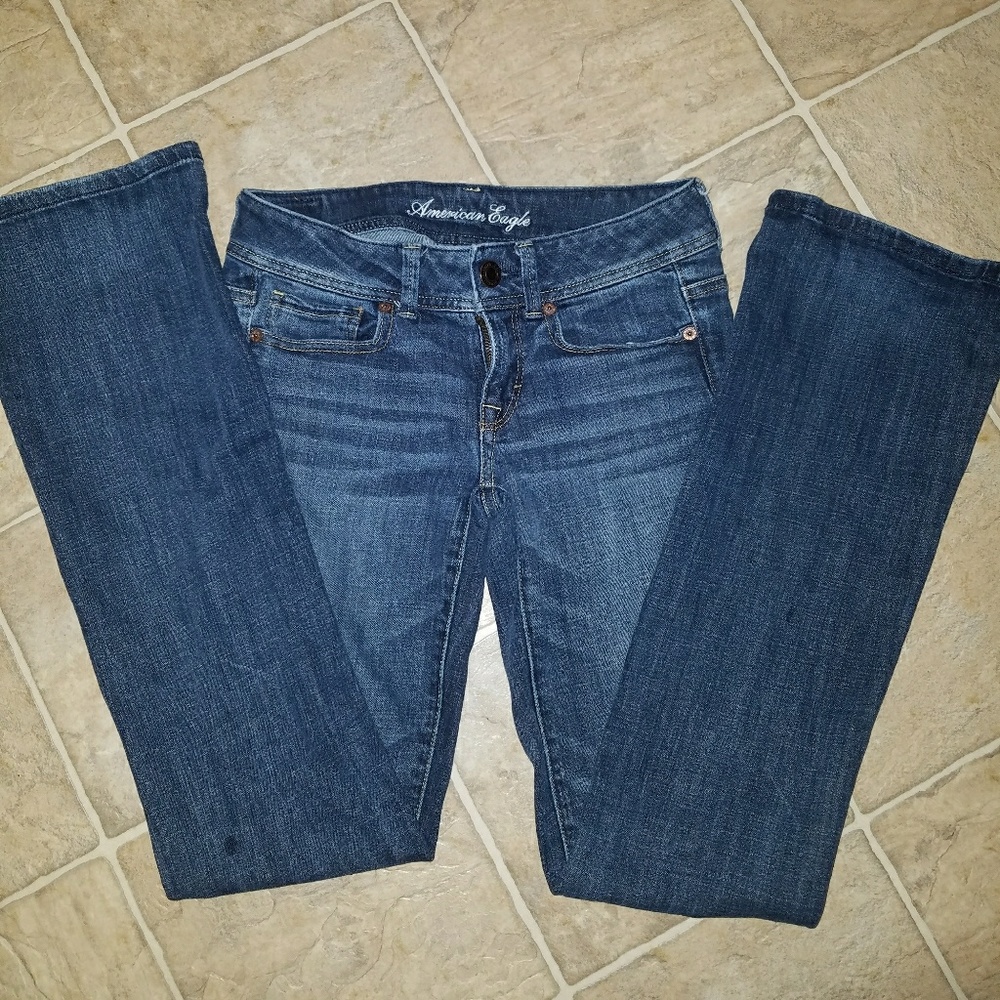American Eagle size 2